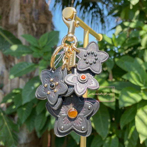 Coach Wildflower Mix Bag Charm 5136 in Black with Crystals & Rivets - Picture 1 of 6